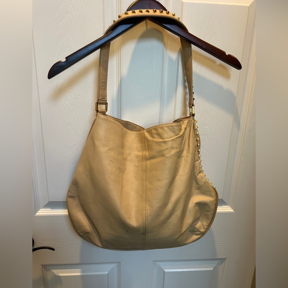Tory Burch Gold Pyramid Studded Shoulder Bag - Picture 4 of 13